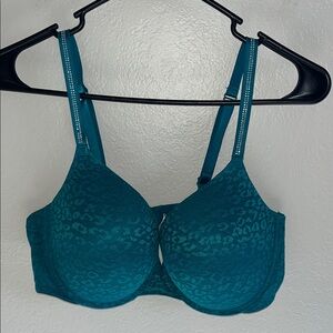 PINK Victoria's Secret Everywhere push-up Bra with Rhinestone Straps